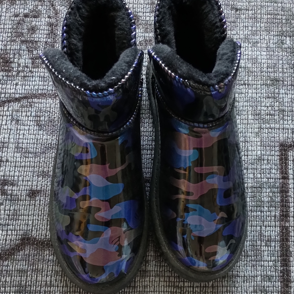 Moon Booties